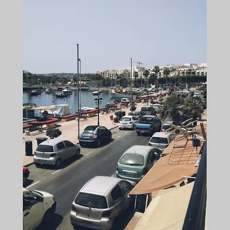 Seaview One Bedroom Apartment, Overlooking Marsaskala Harbour Apartment *