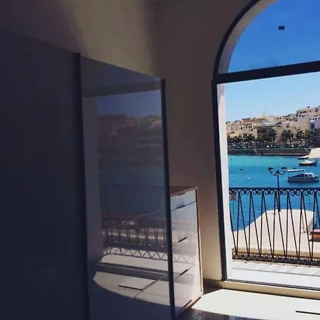 Seaview One Bedroom Apartment, Overlooking Marsaskala Harbour
